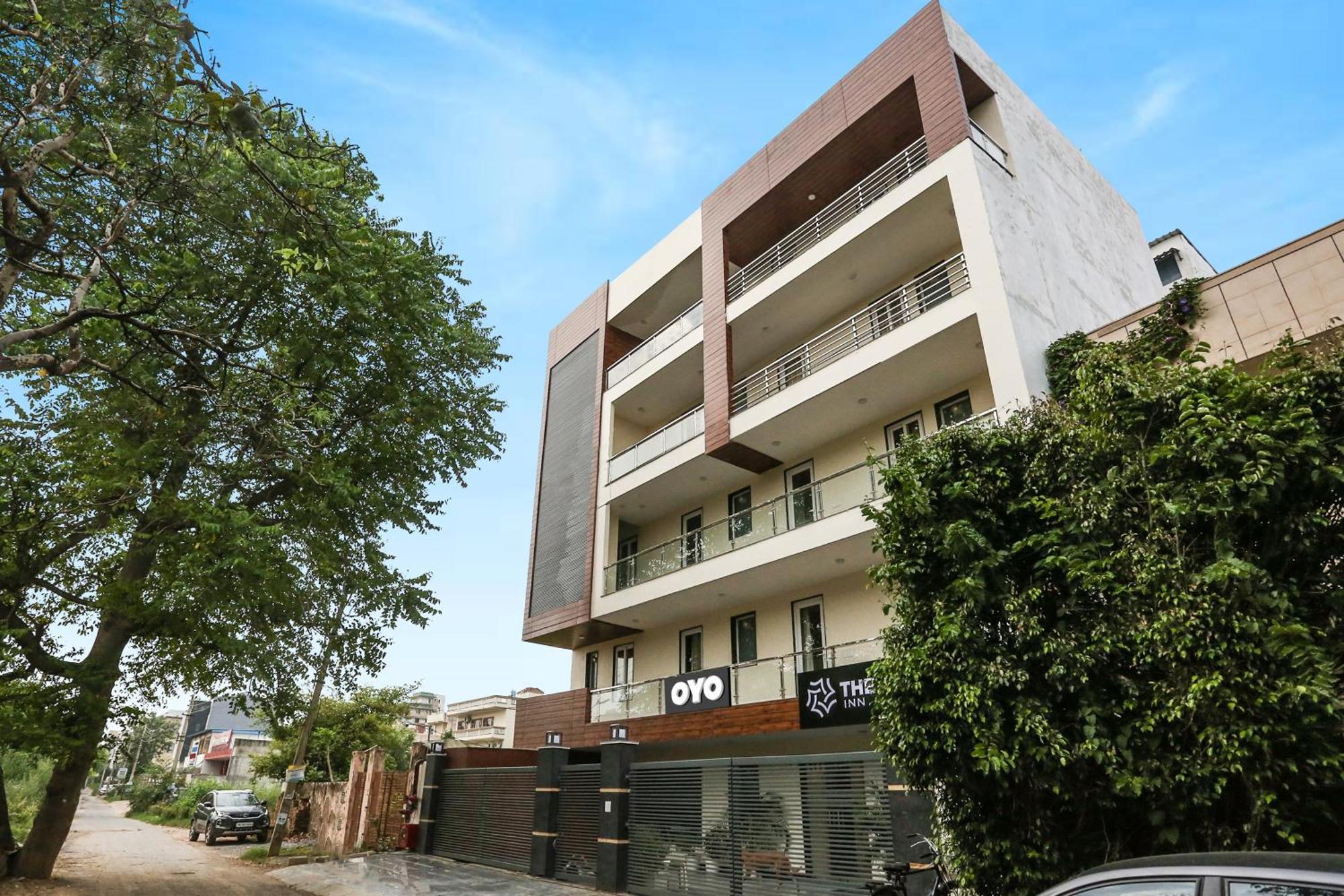 Townhouse The Adore Inn Gurgaon Exterior foto